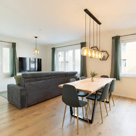 Alpine - Modern & Free Parking *