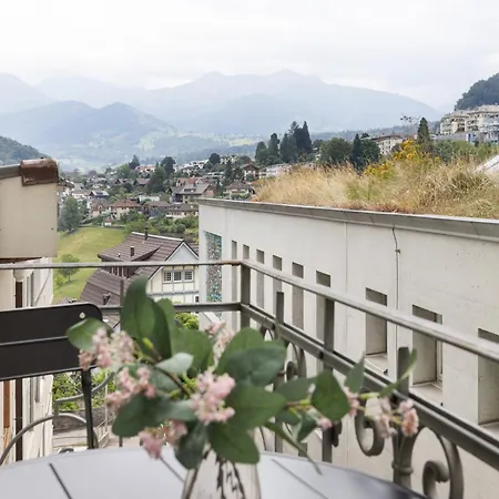 Alpine - Modern & Free Parking Apartment