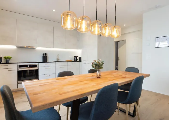 Alpine - Modern & Free Parking Apartment Spiez